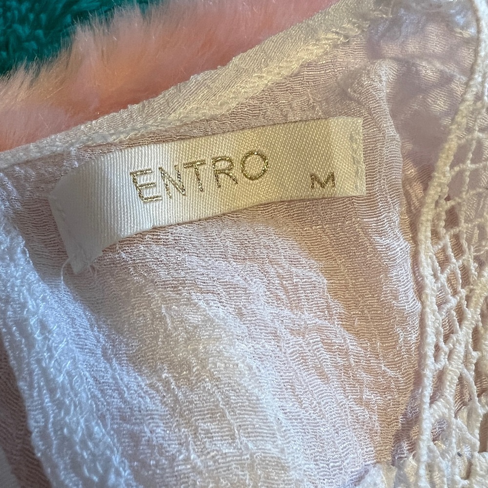 Entro Boho Lace Sleeveless Top - Picture 5 of 5